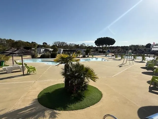 Mobilhome Merveilla 2 营地